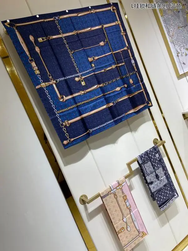 LV silk scarf 90X90cm E04 (4)